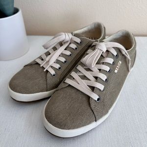 Taos Star Khaki Wash Canvas Lace Up Casual Sneakers Women’s 8